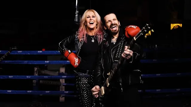 Ricky Warwick - Don't Leave Me in the Dark (feat. Lita Ford)