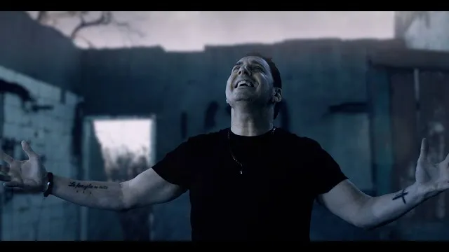 Johnny Gioeli - Heaven in Flames