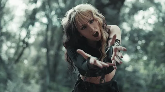 Elettra Storm - Alone