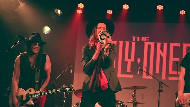 The Holy Ones - REVOLUTION NOW!