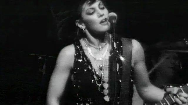 Joan Jett & The Blackhearts - Have You Ever Seen the Rain?