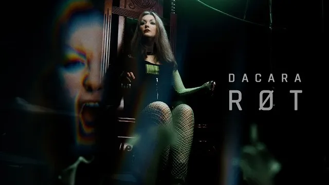 DACARA - RØT